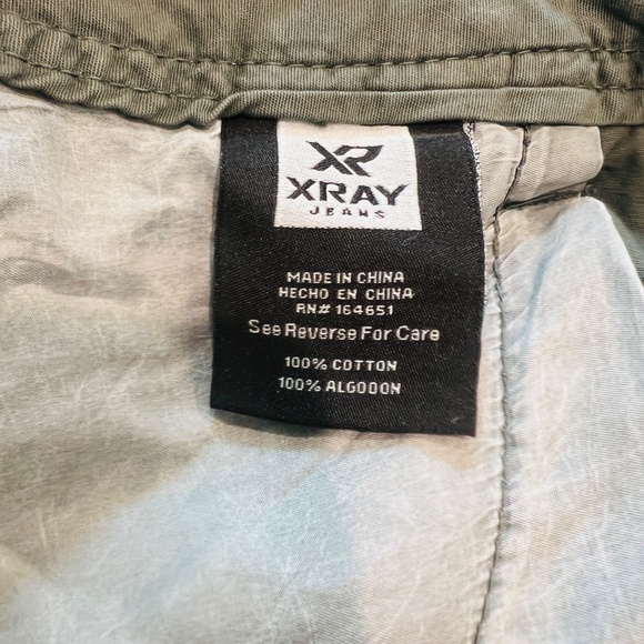 XRay Jeans Belted Double Pocket Bermuda Cargo Shorts Mens size 52 grey green NWT - Picture 9 of 16